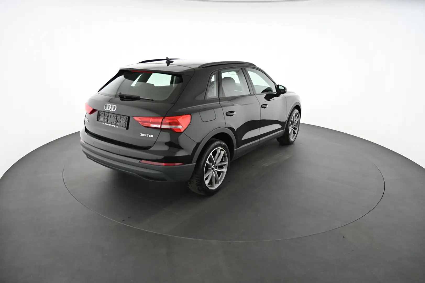 Audi Q3 35 2.0 TDI Schwarz - 2
