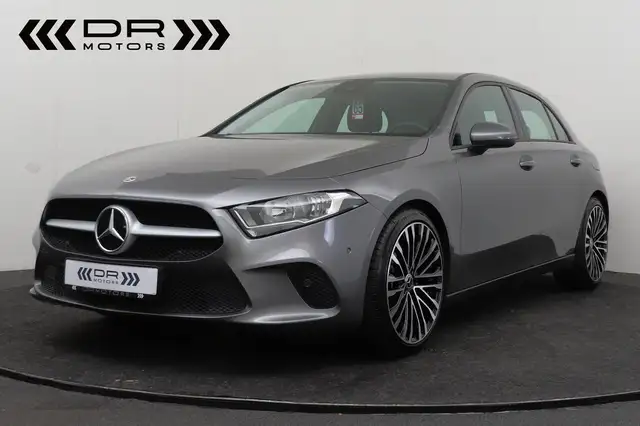 Mercedes-Benz A 180 BUSINESS SOLUTION - NAVI - 11.835km!!
