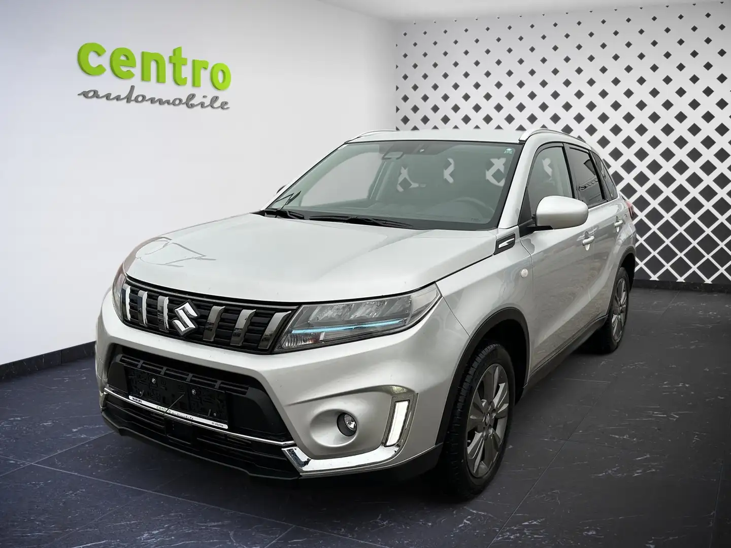 Suzuki Vitara 1.4 Shine Silber - 1