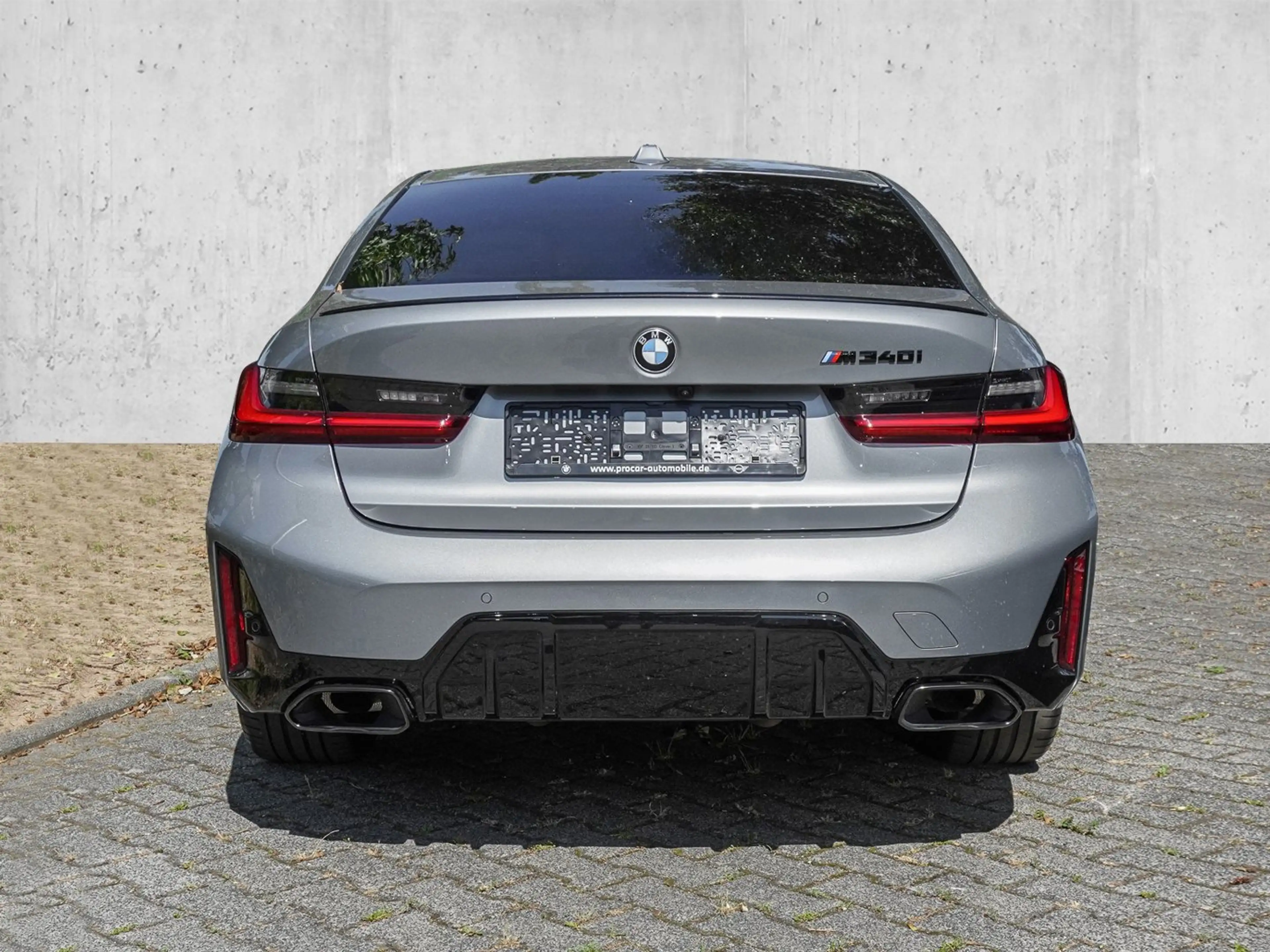 BMW 340 M340i xDrive M Sport RFK NAVI LED Sound Syst. — photo 4