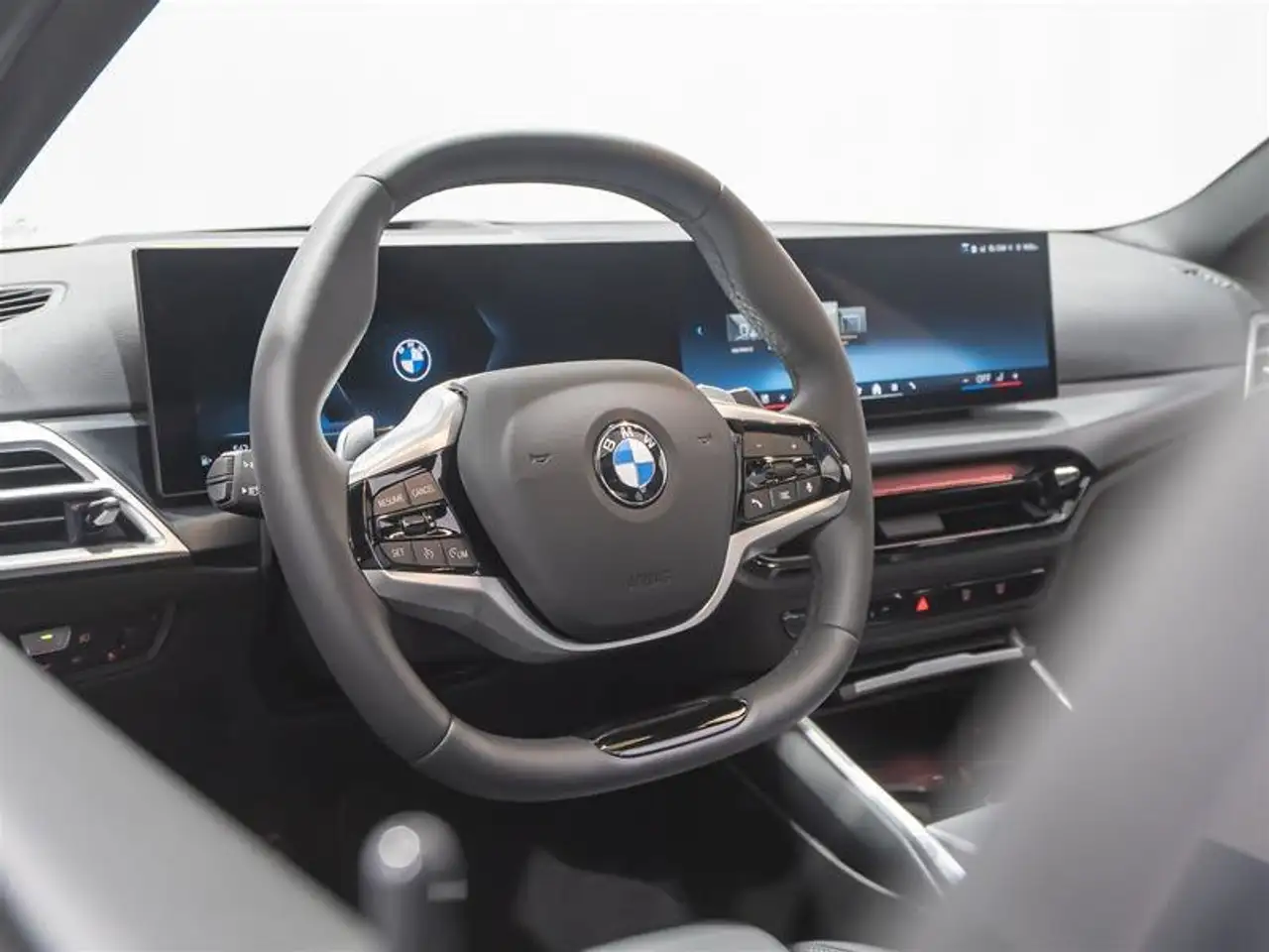 BMW 3 Series снимка BMW 3 Series
