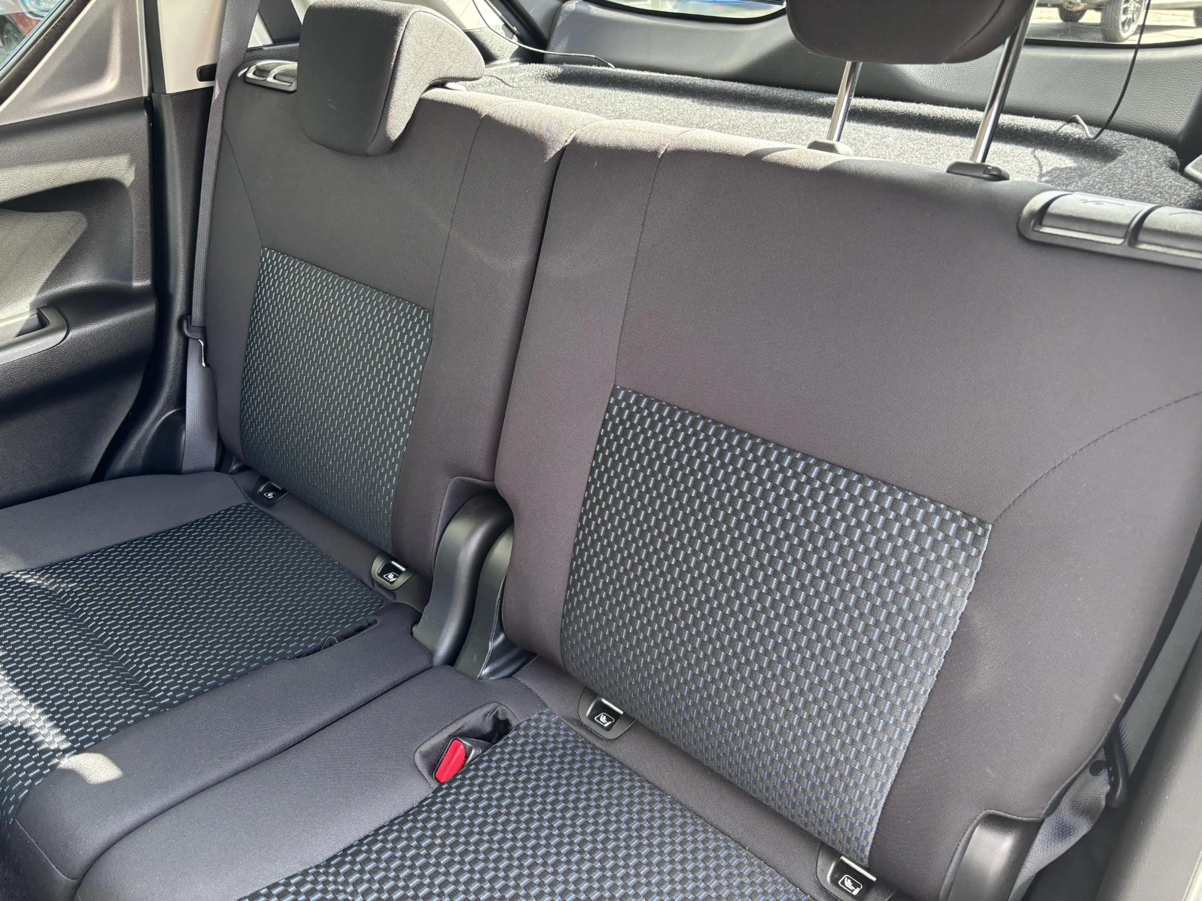 Suzuki Ignis 1.2 Smart Hybrid Select Carplay/Navi/Airco — photo 8