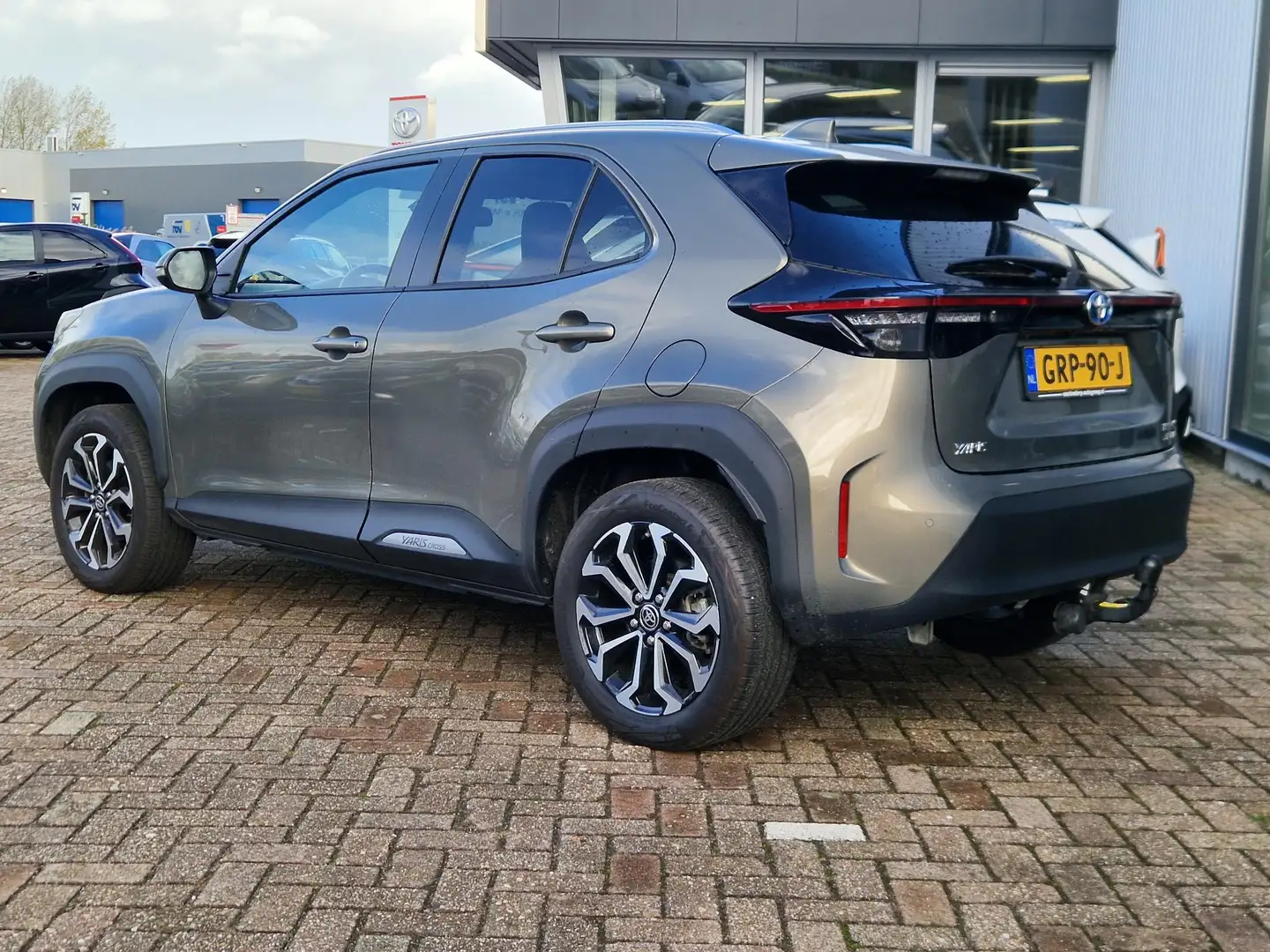 Toyota Yaris Cross 1.5 Hybrid AWD Dynamic Trekhaak | Parkeersensoren Groen - 2