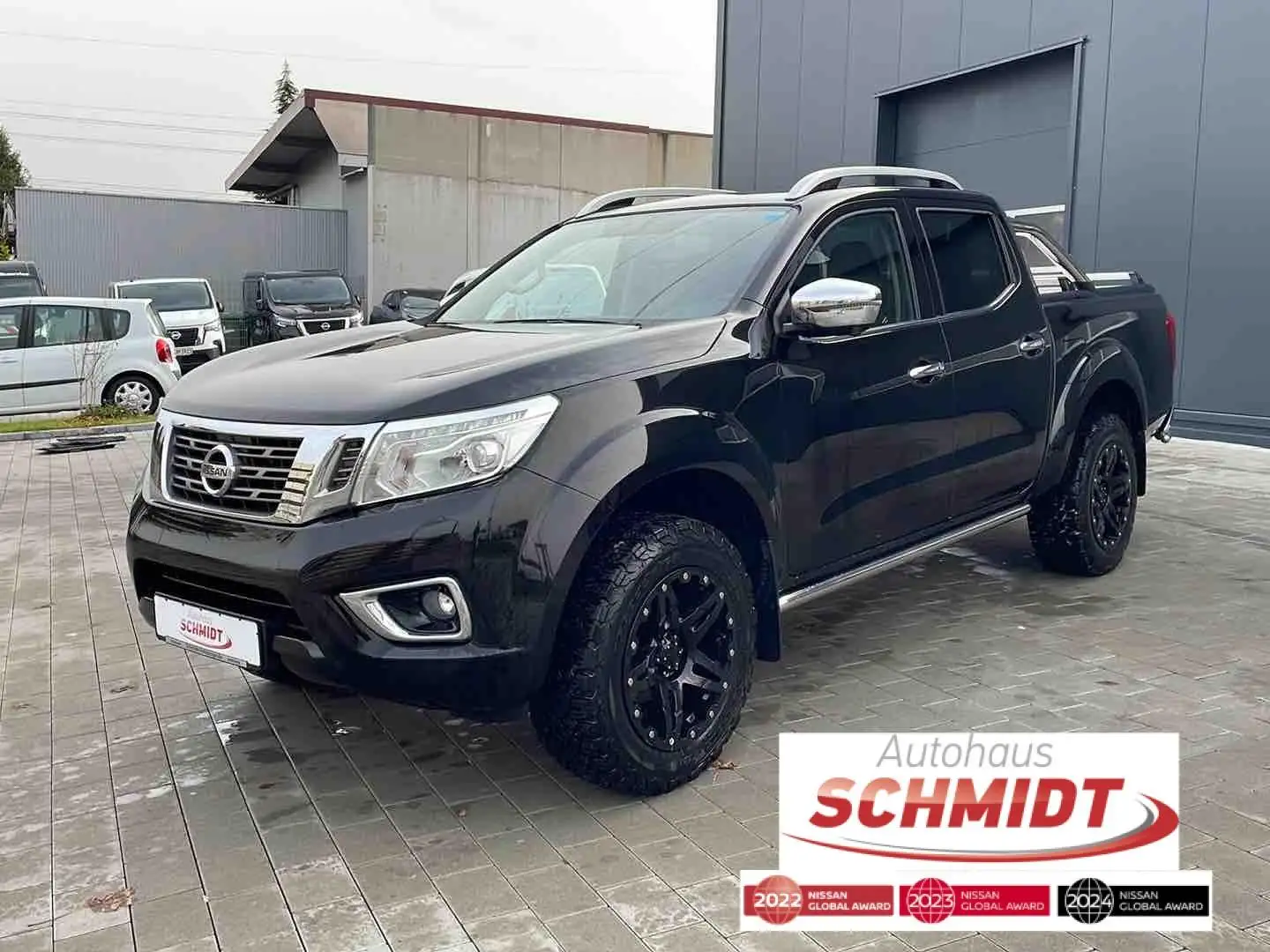 Nissan Navara 2.3 dCi Automatik Tekna Double Cab Noir - 1