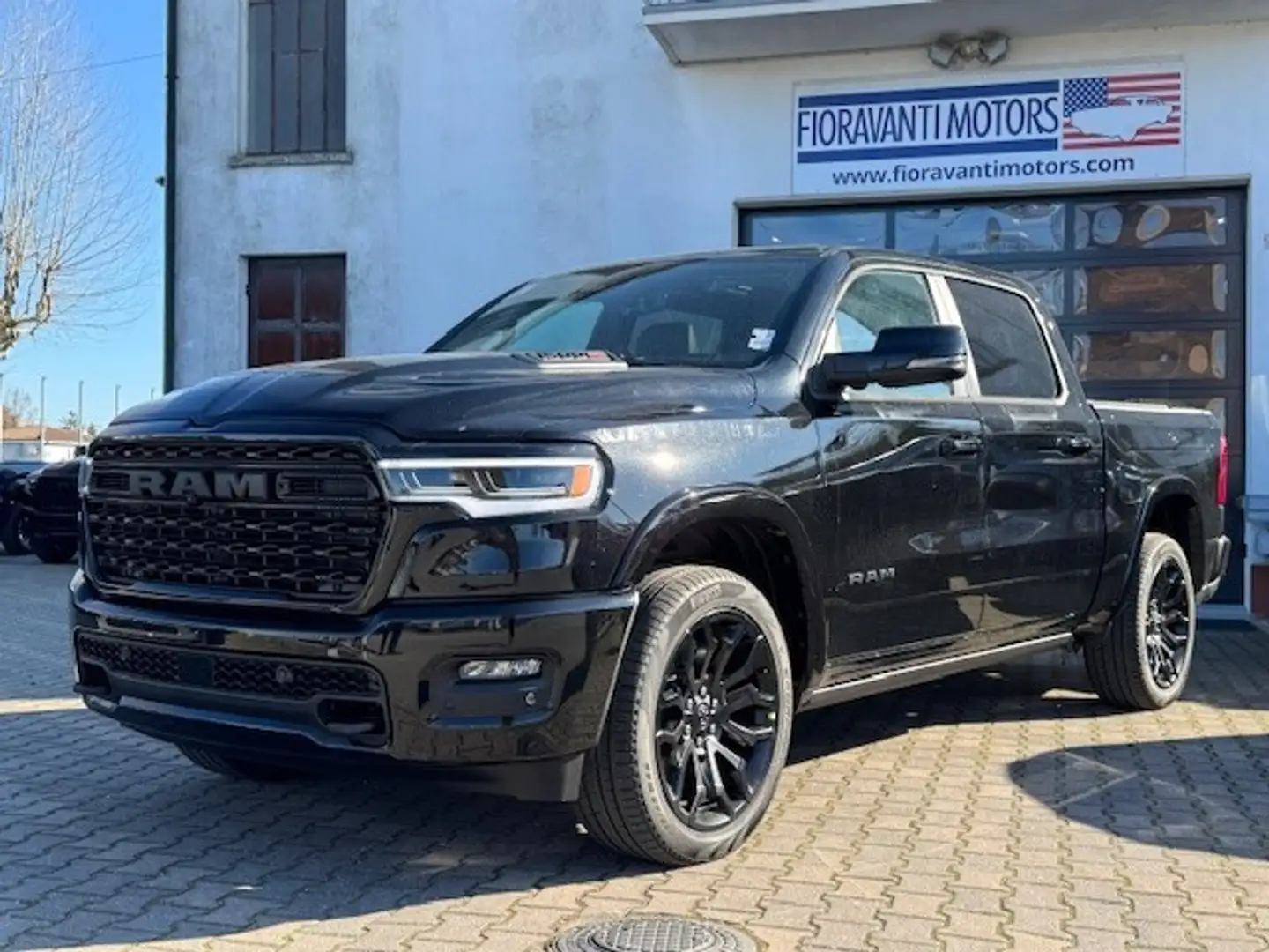 Dodge RAM 1500 LIMITED CREW CAB 4x4 3.0L HO - 2025 Nero - 1