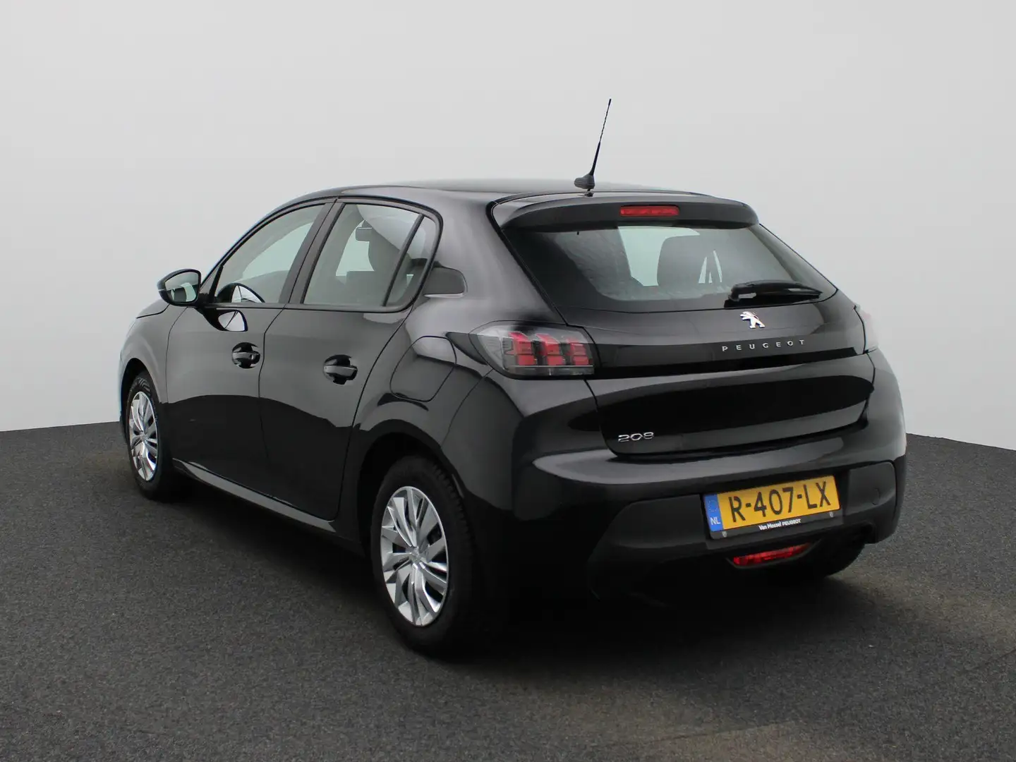 Peugeot 208 1.2 PureTech Active | Airco | Navigatie | Apple Ca Schwarz - 2