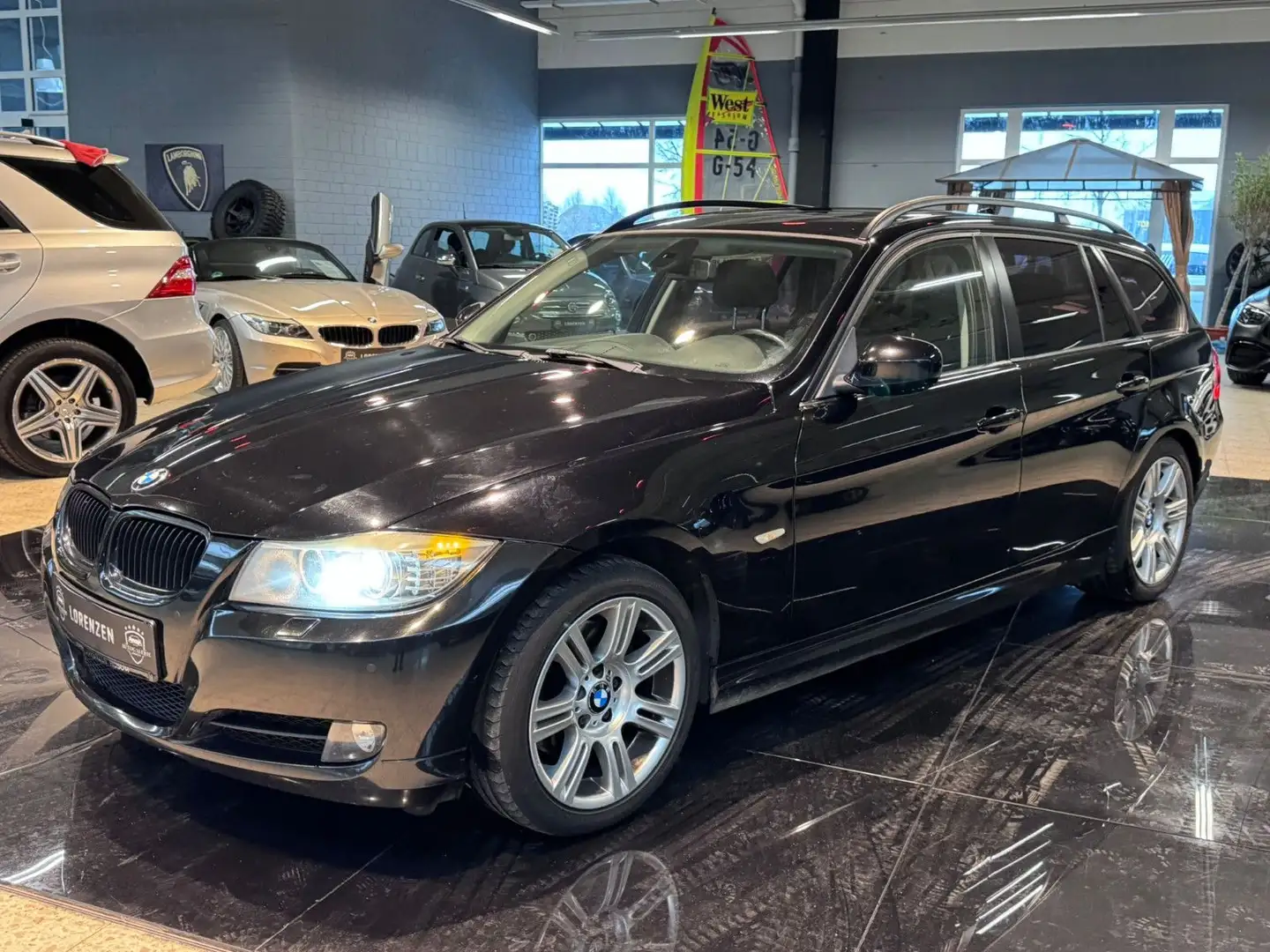 BMW 320 d Touring Xenon Klima USB Navi BT-Audio Sihzg Black - 1