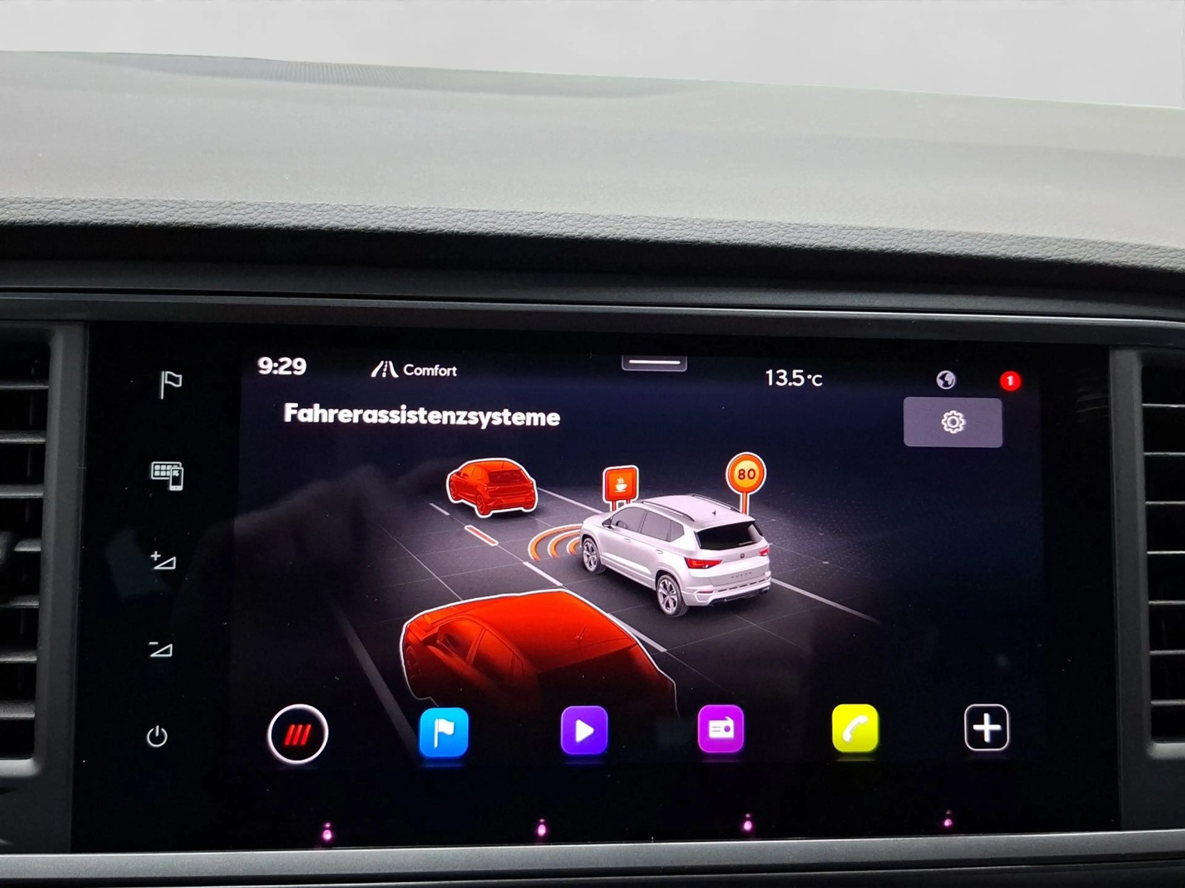 CUPRA Ateca 2.0 TSI DSG VZ 4DRIVE AREA VIEW NAVI SITZH — photo 15