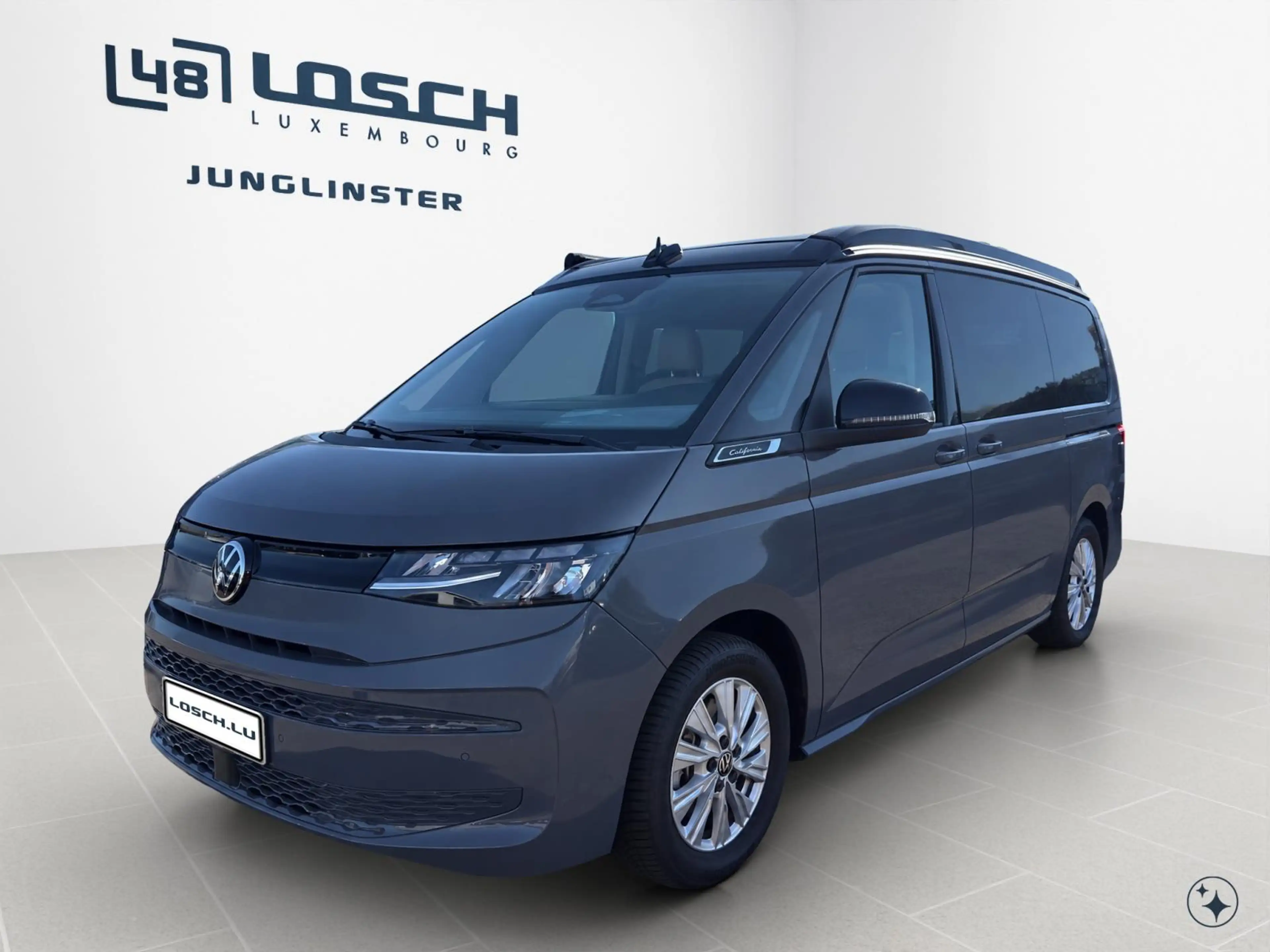 Volkswagen T7 California Beach Tour