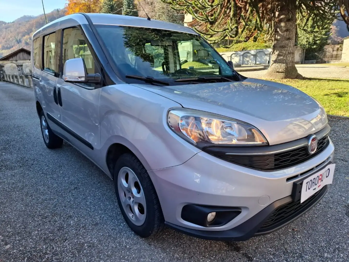 Fiat Doblo Doblò 1.6 MJT 16V 95CV Easy Argento - 1