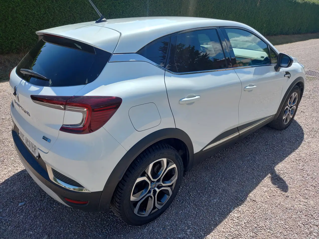 Renault Captur — photo 7