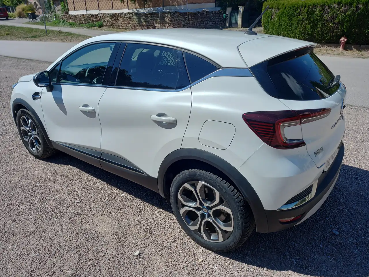 Renault Captur — photo 5