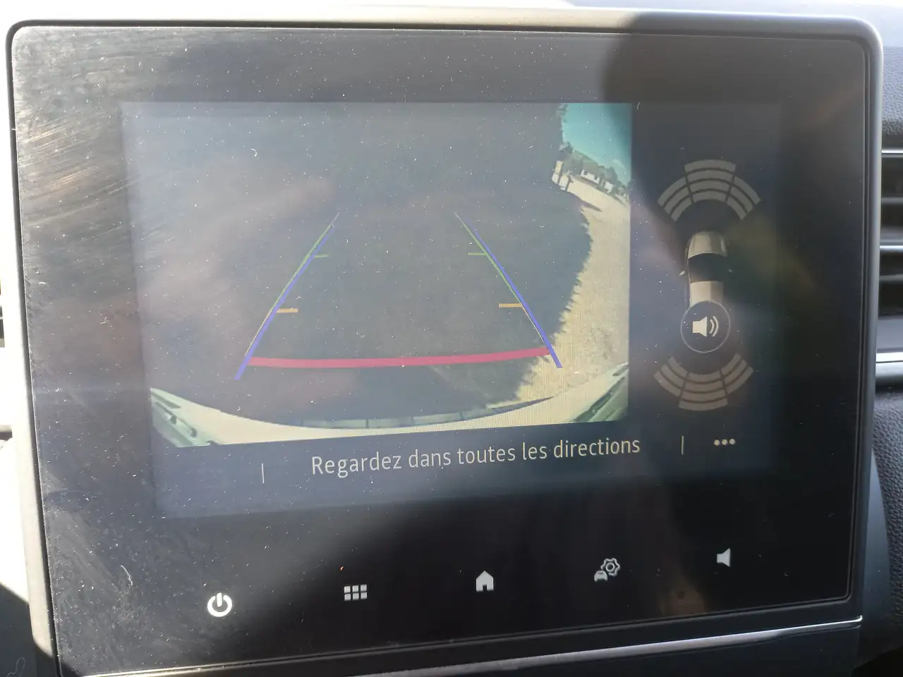 Renault Captur — photo 15