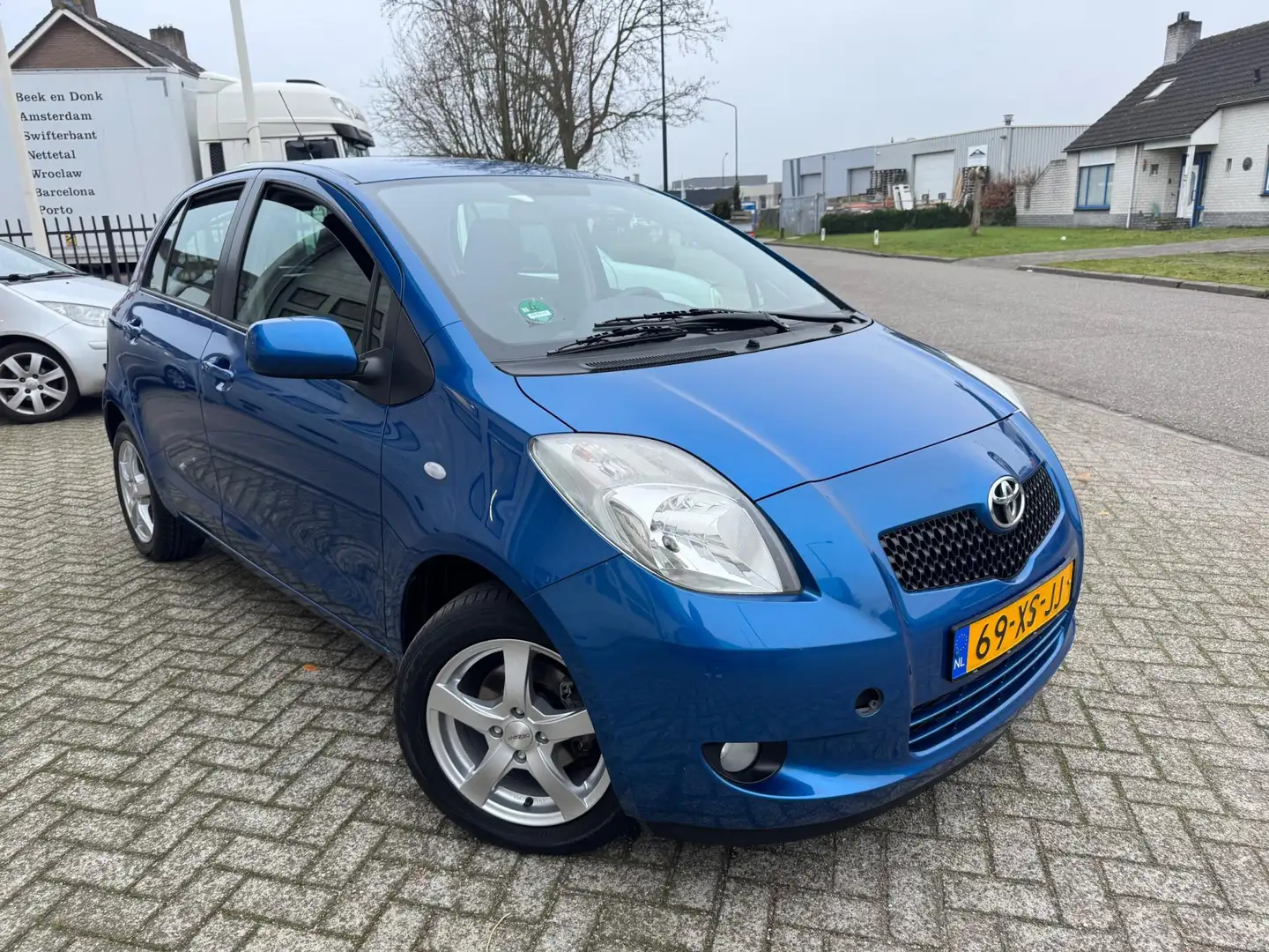 Toyota Yaris 1.3 VVTi Sol MMT Airco, 2e Eig, Nieuwe APK Bleu - 2