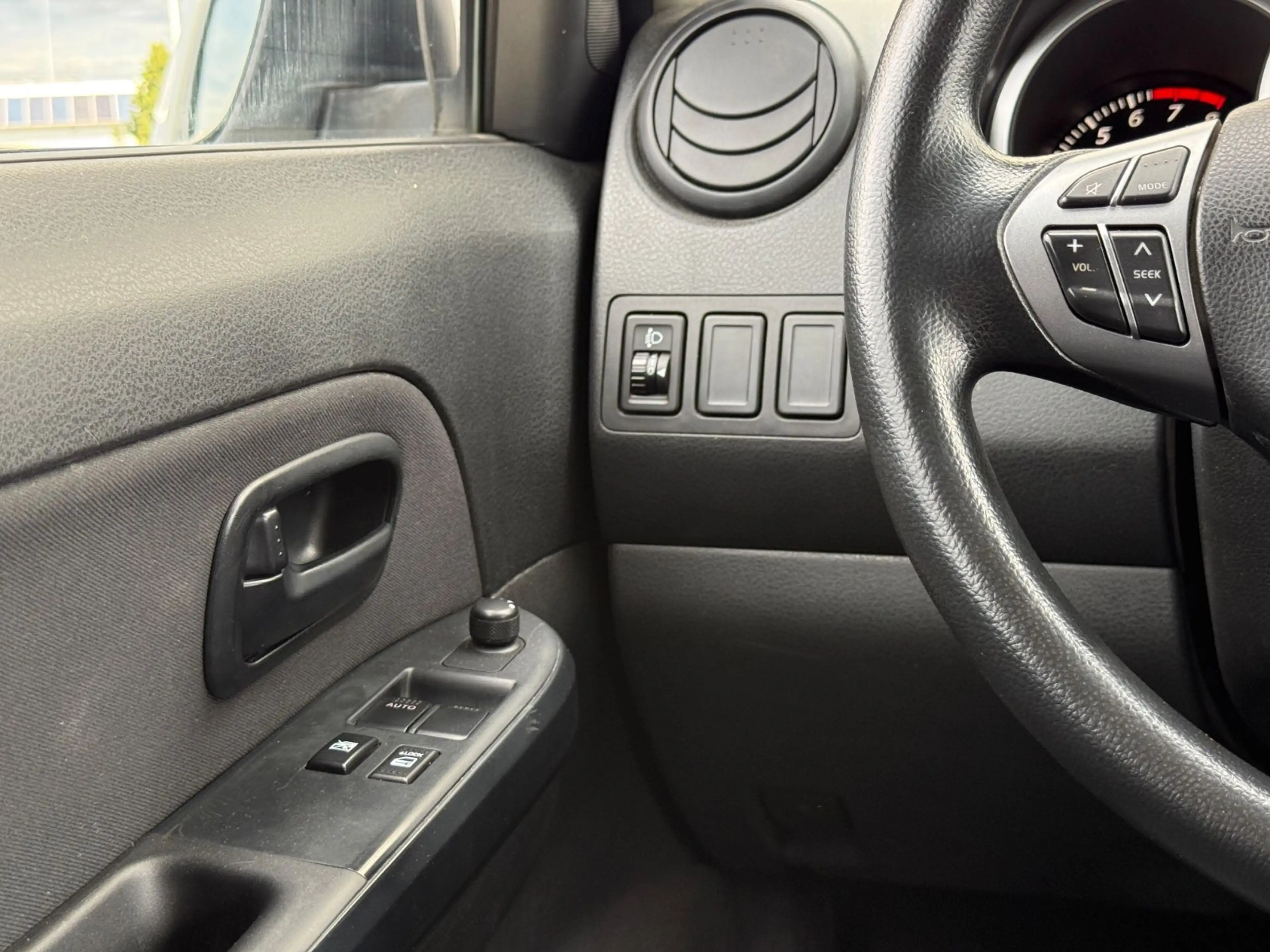 Suzuki Grand Vitara 4x4 1.HAND KLIMA ALU AHK — photo 12