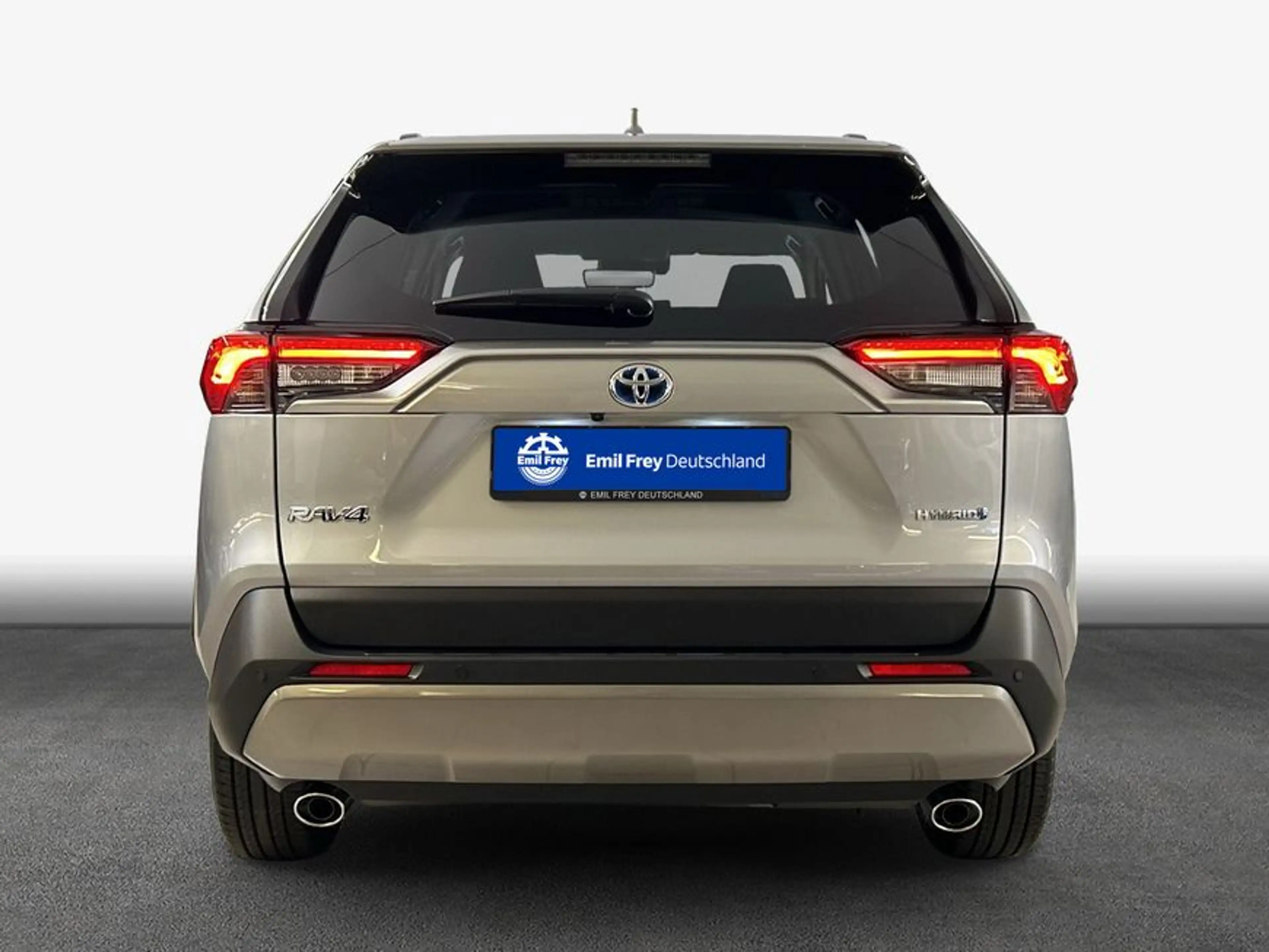 Toyota RAV 4 4x2 Hybrid Team D — photo 5