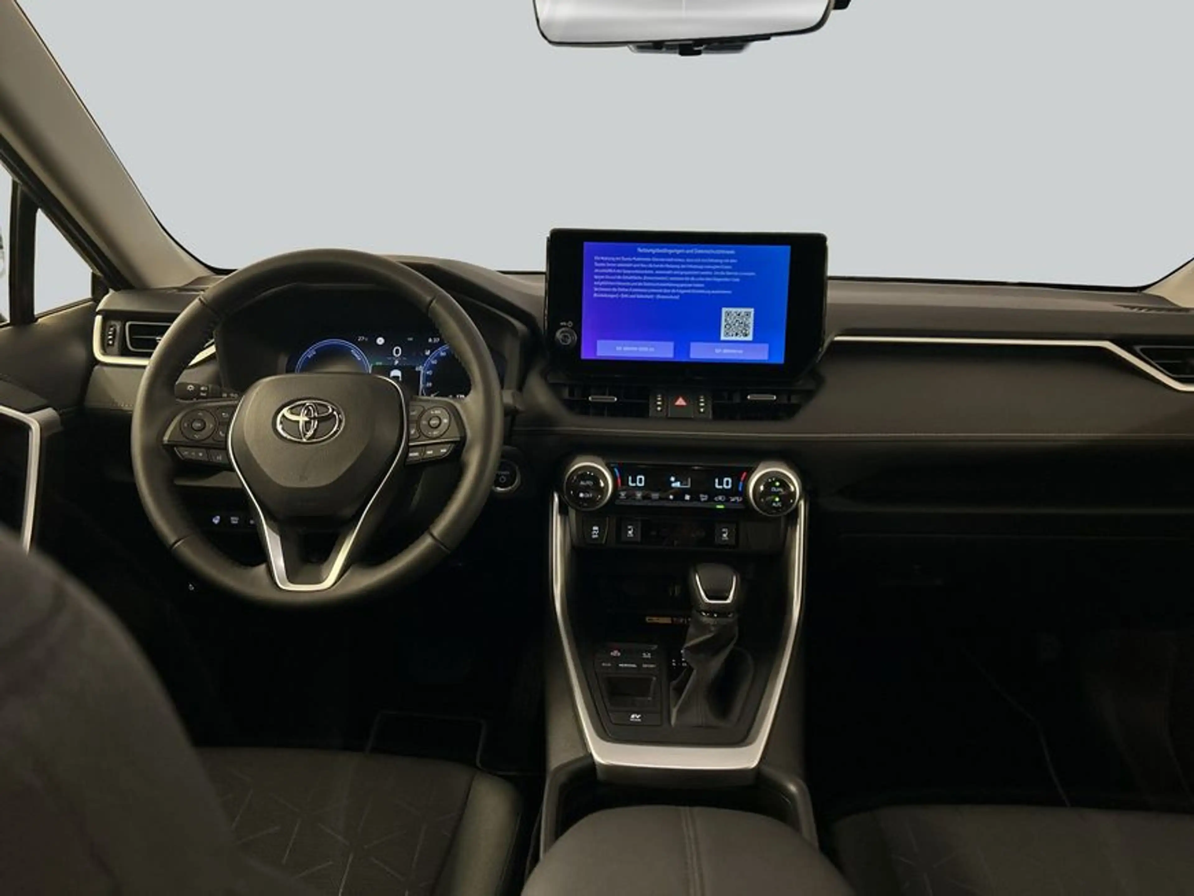 Toyota RAV 4 4x2 Hybrid Team D — photo 13