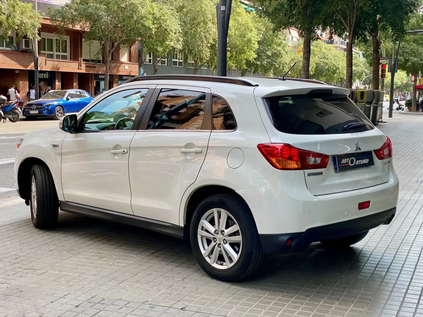 Mitsubishi ASX 160 MPI Motion Blanc - 2