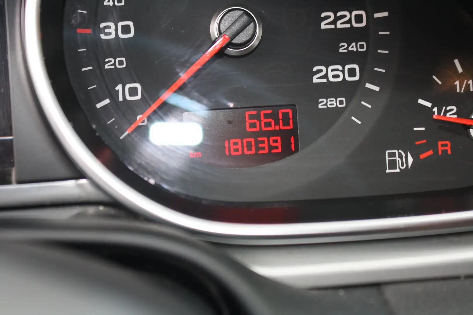 Audi Q7 3.0 TDI clean diesel quattro (176kW) Noir - 2