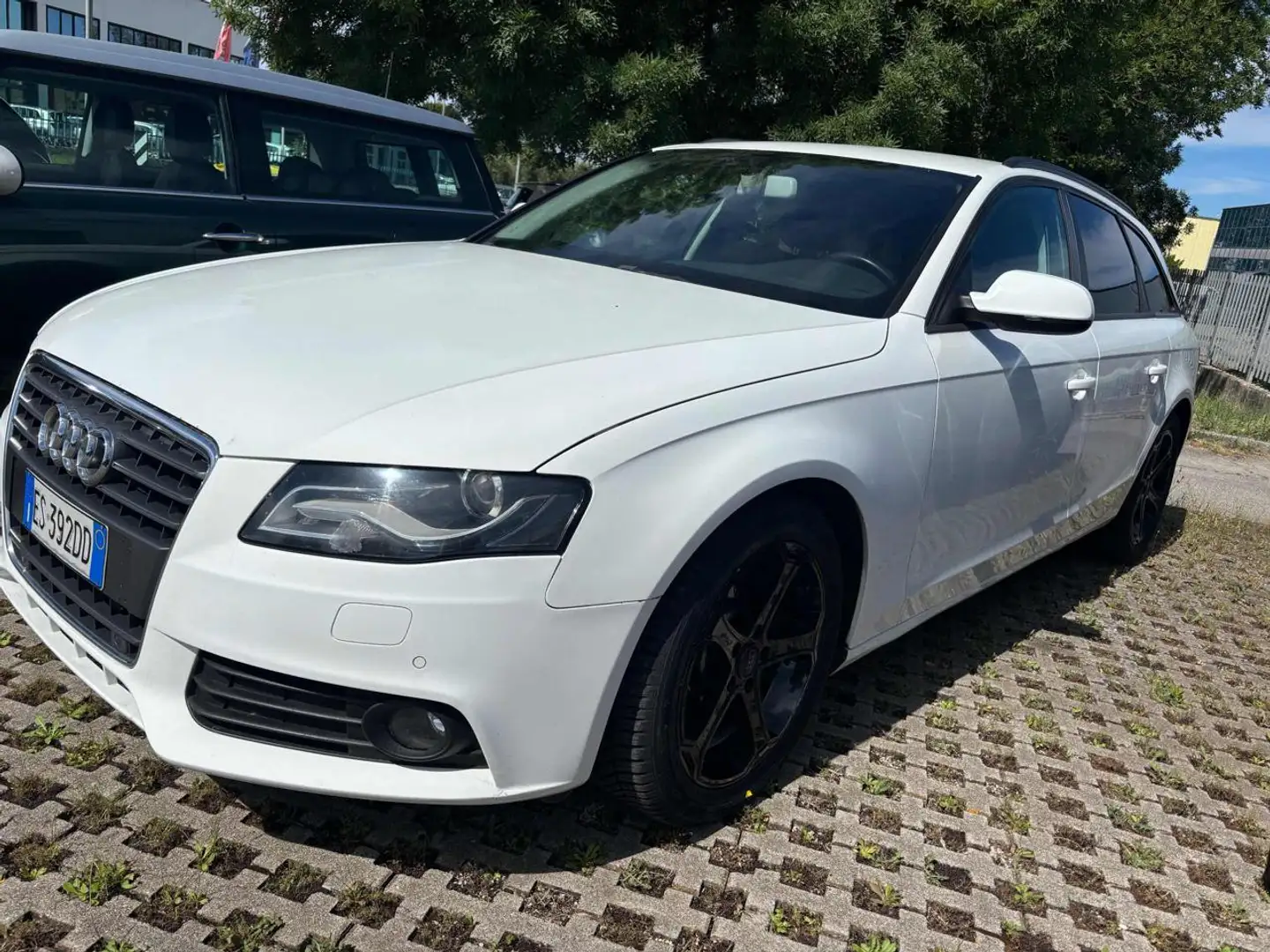 Audi A4 Avant 2.0 TDI 177CV Advanced Bianco - 2