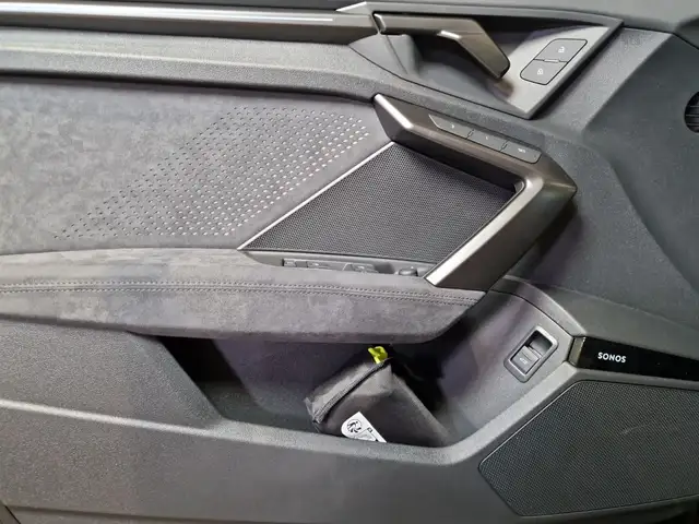 Audi RS3 view 13