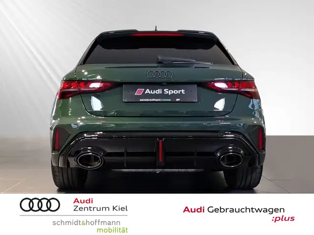 Audi RS3 view 5