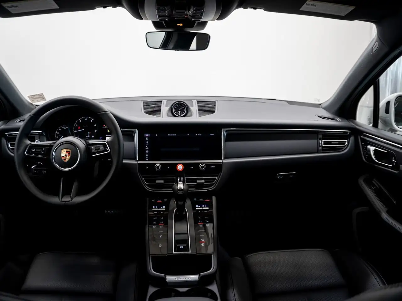 Porsche Macan снимка Porsche Macan