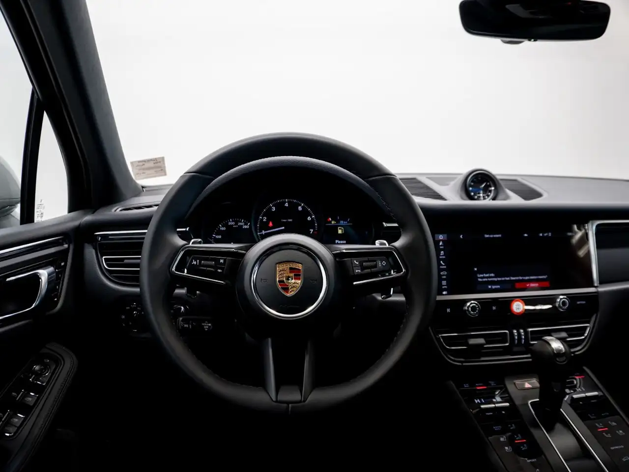 Porsche Macan снимка Porsche Macan