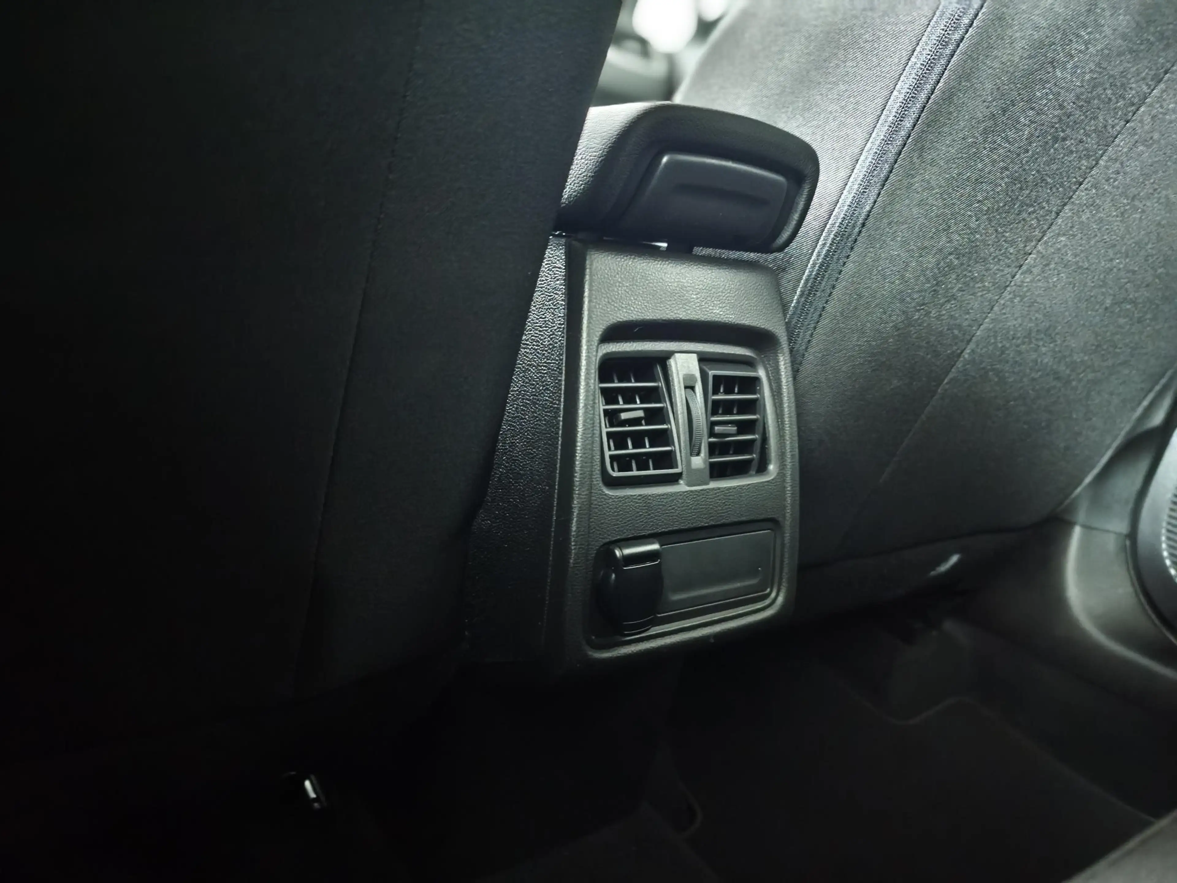 Renault Captur 1.0 TCe 90 Zen | Trekhaak | Navigatie | Climate Co — photo 33