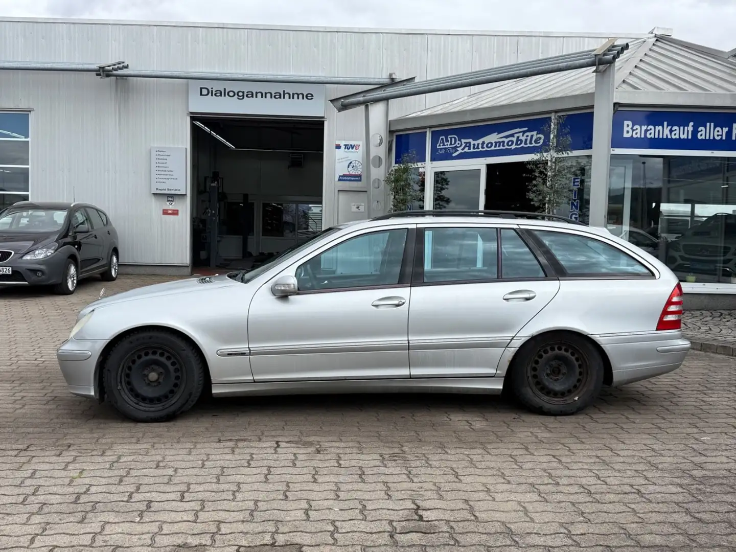 Mercedes-Benz C 180 T Kompressor Silber - 2
