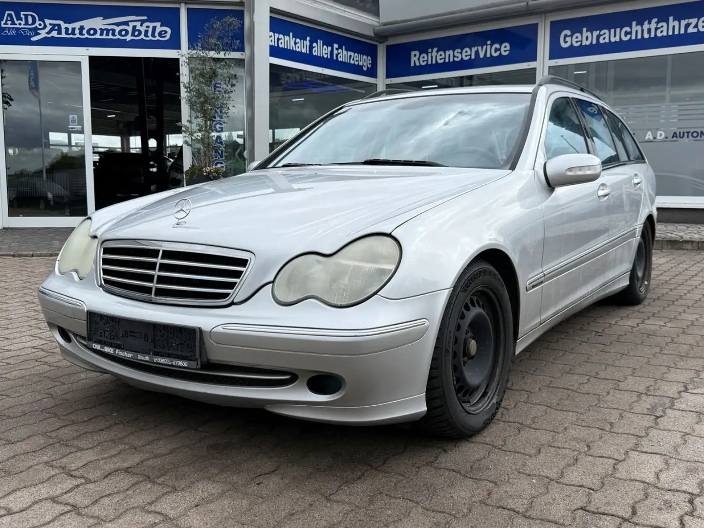 Mercedes-Benz C 180 T Kompressor Silber - 1