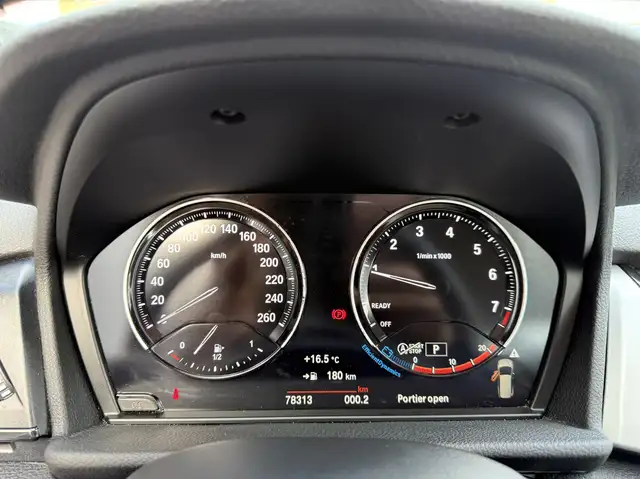 BMW 2 Series view 21