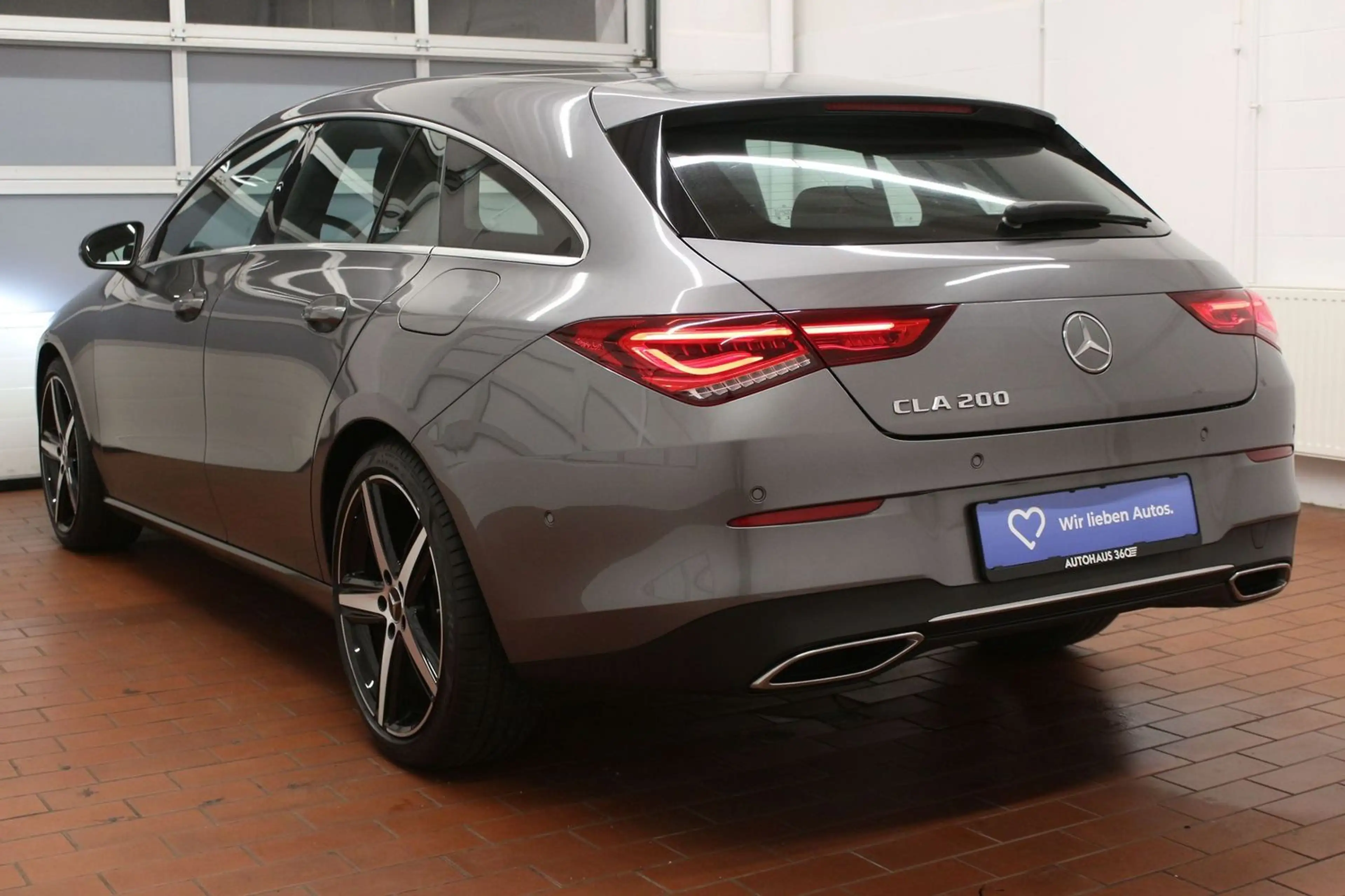 Mercedes-Benz CLA 200 LED Automatik — photo 6