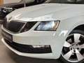 Skoda Octavia Combi 2.0 TDI DSG Ambition AHK/NAV/150PS Weiß - thumbnail 17