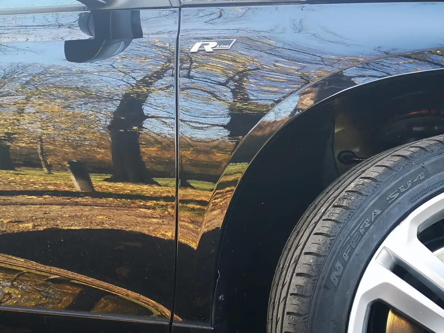 Volkswagen Scirocco 1.4 TSI 118 kW Schwarz - 2