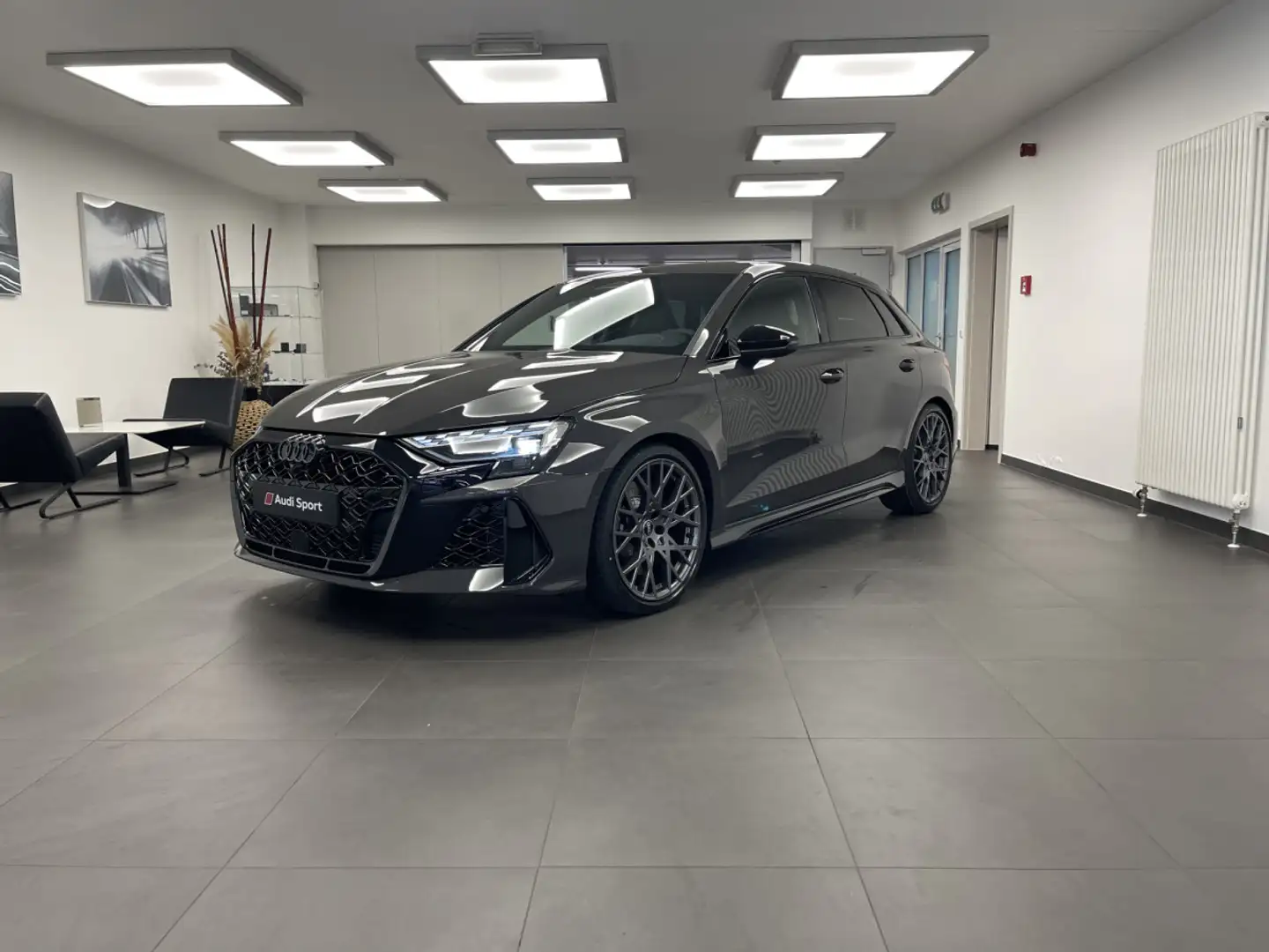 Audi RS3 Sportback TFSI 400 CV / 294 kW S tronic Gris - 1