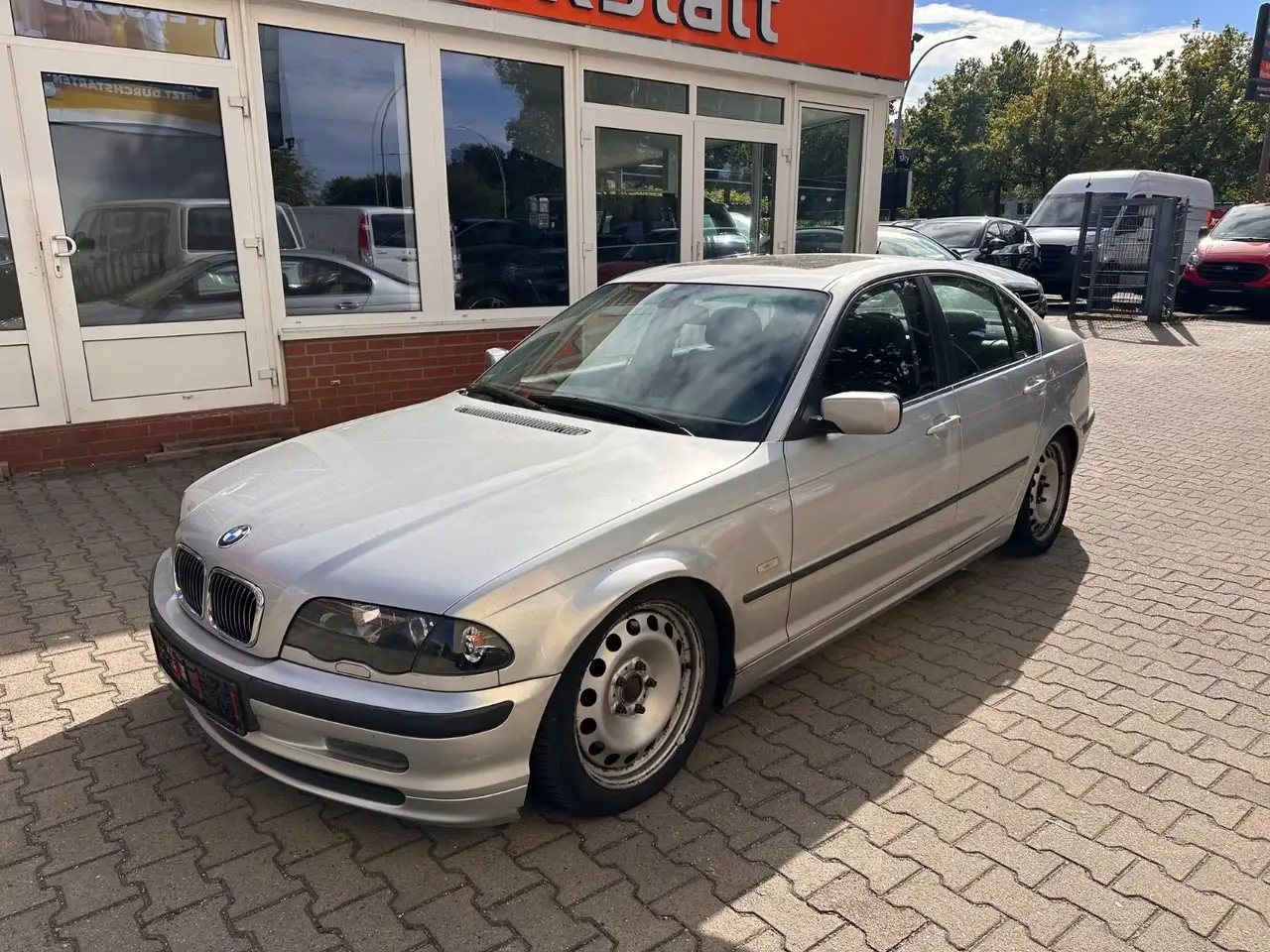 BMW 330 d Limousine*HU04/28*Klima*AHK*SHZ*Xenon*, foto 3