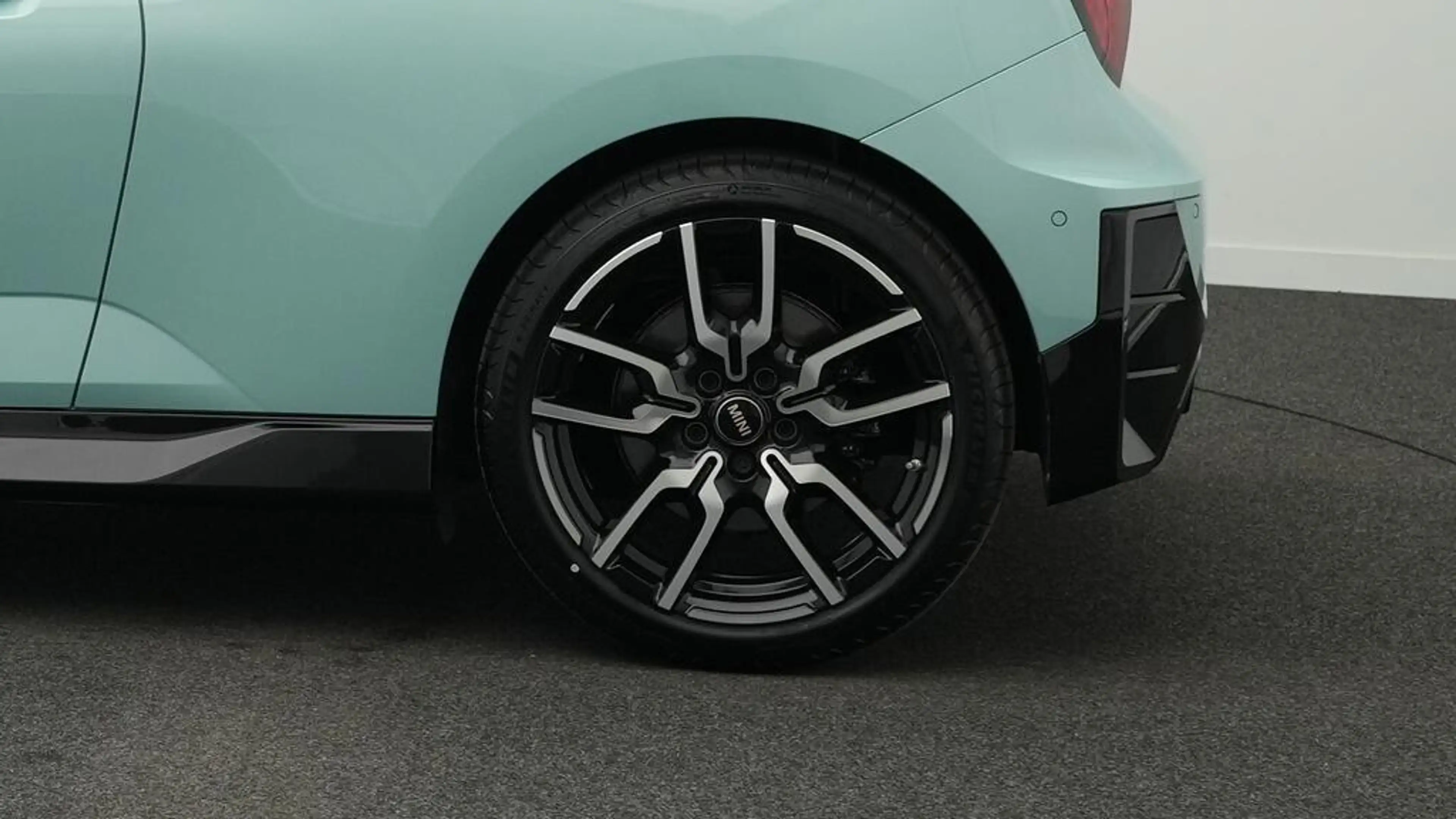 MINI Cooper E John Cooper Works Trim — photo 10
