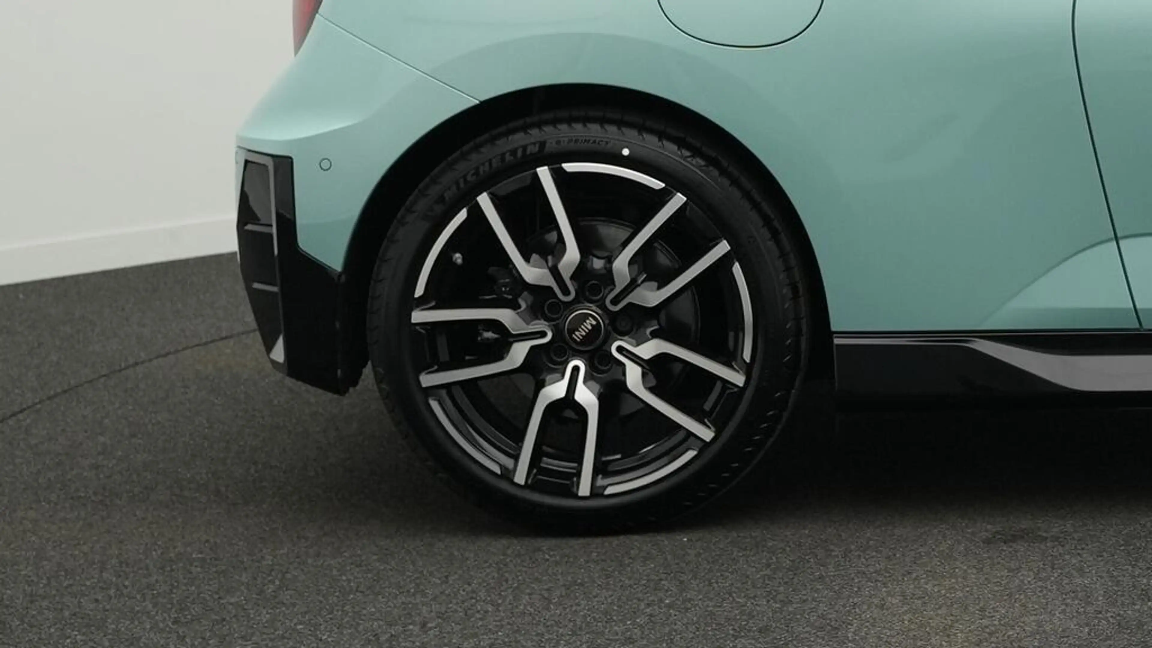MINI Cooper E John Cooper Works Trim — photo 11