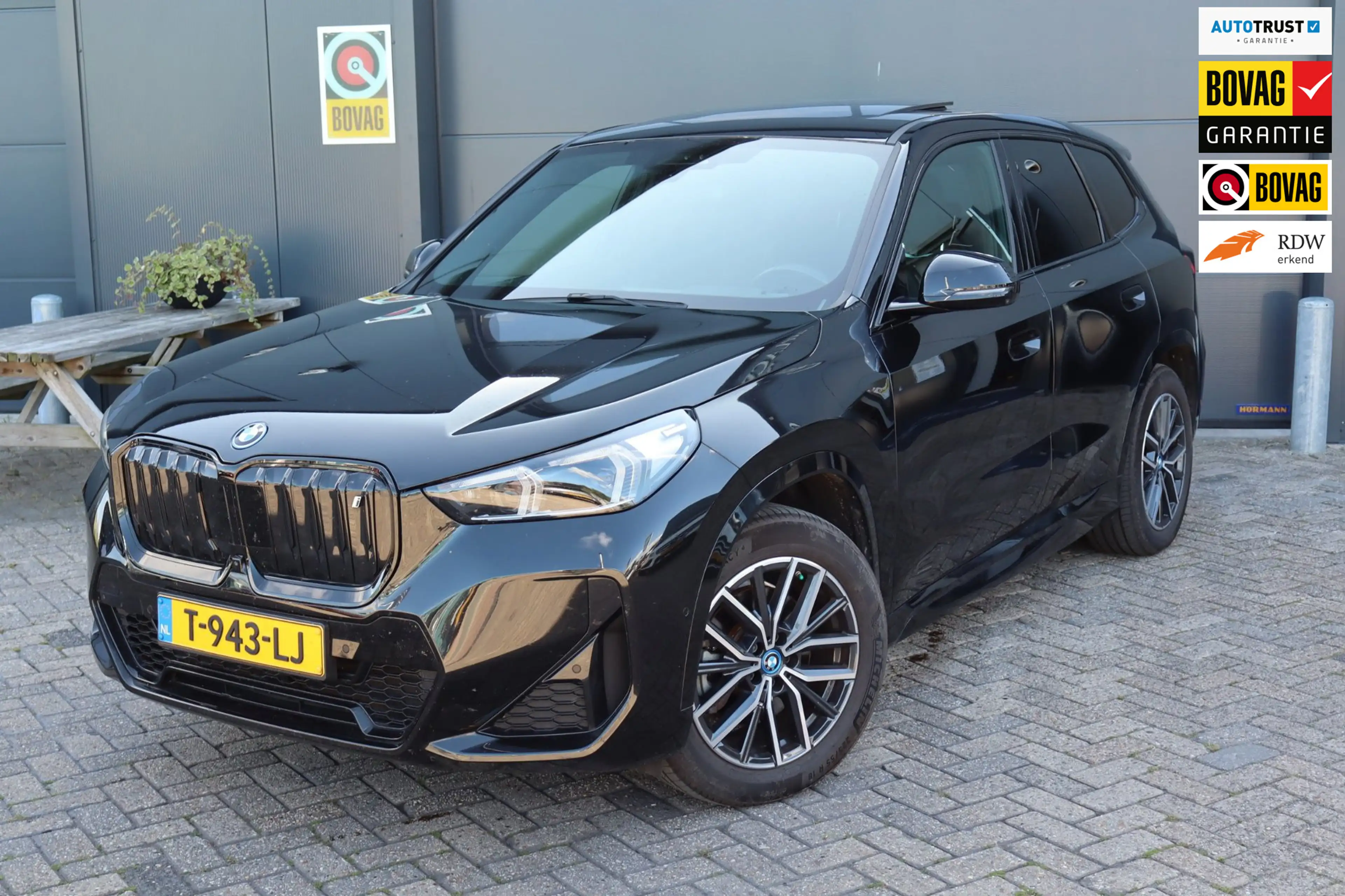 BMW iX1 XDrive30 Launch Edition 67 kWh