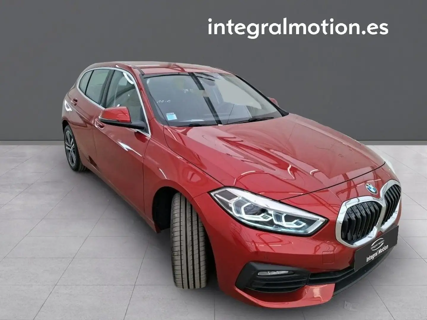 BMW 118 118iA Rojo - 2