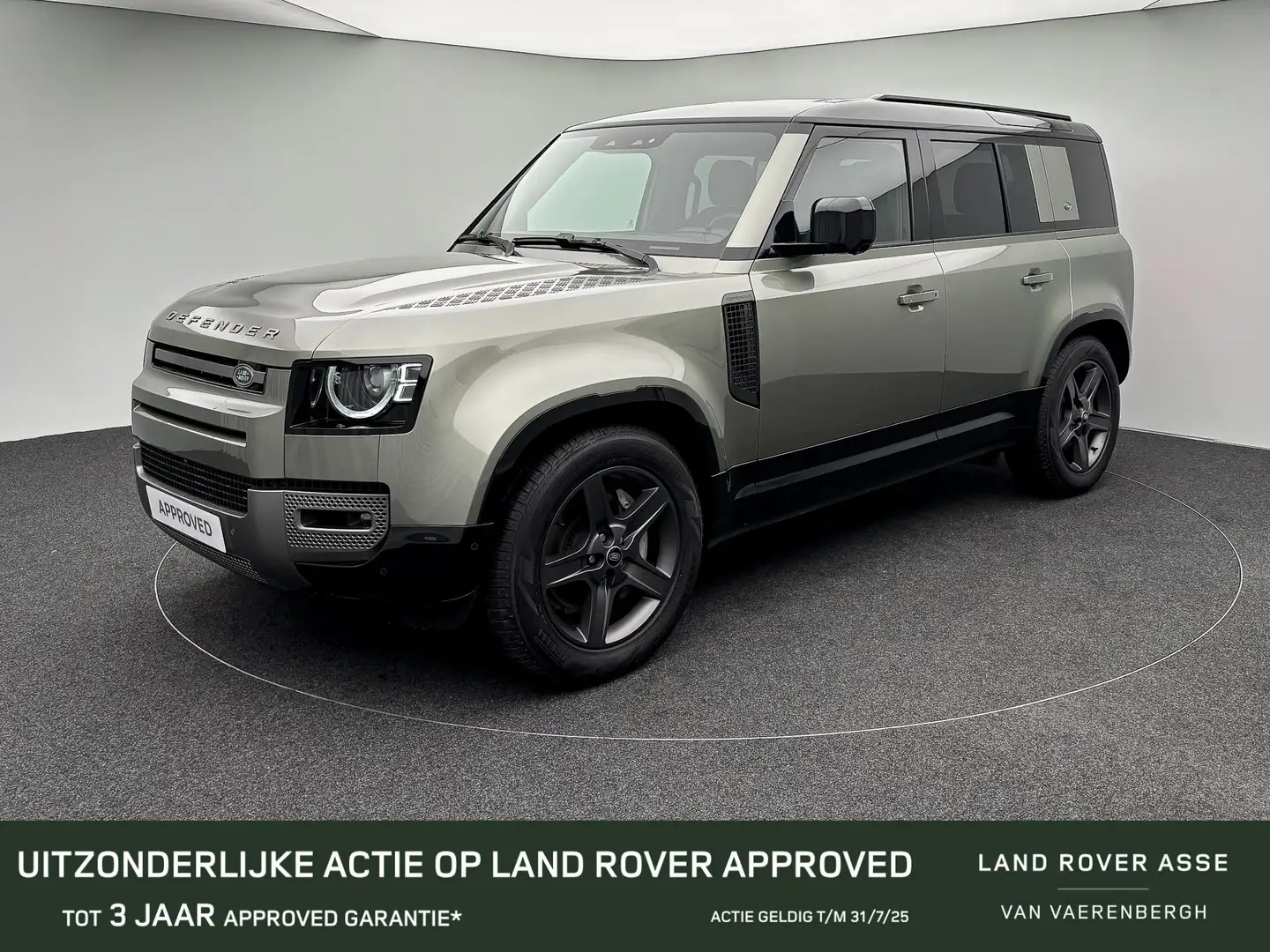 Land Rover Defender 110 D300 X-Dynamic SE Groen - 1