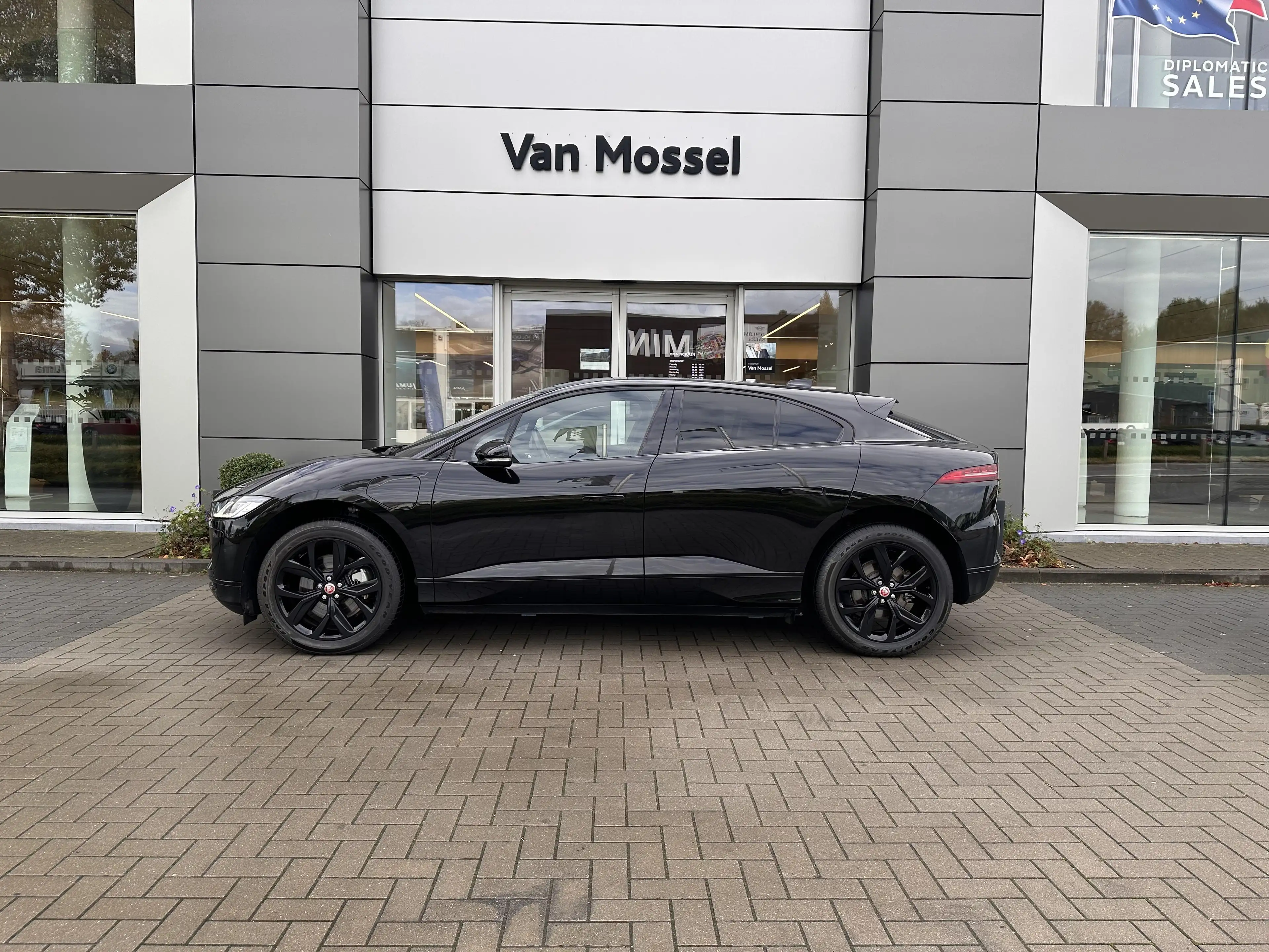 Jaguar I-Pace EV400 SE AWD Auto. 23MY | LED | Keyless | Memory | — photo 3