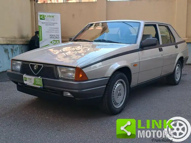 Alfa Romeo 75 1.8