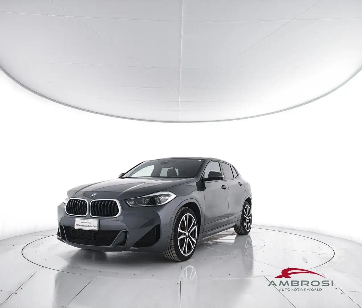 BMW X2 sDrive18d Msport Auto Grijs - 1