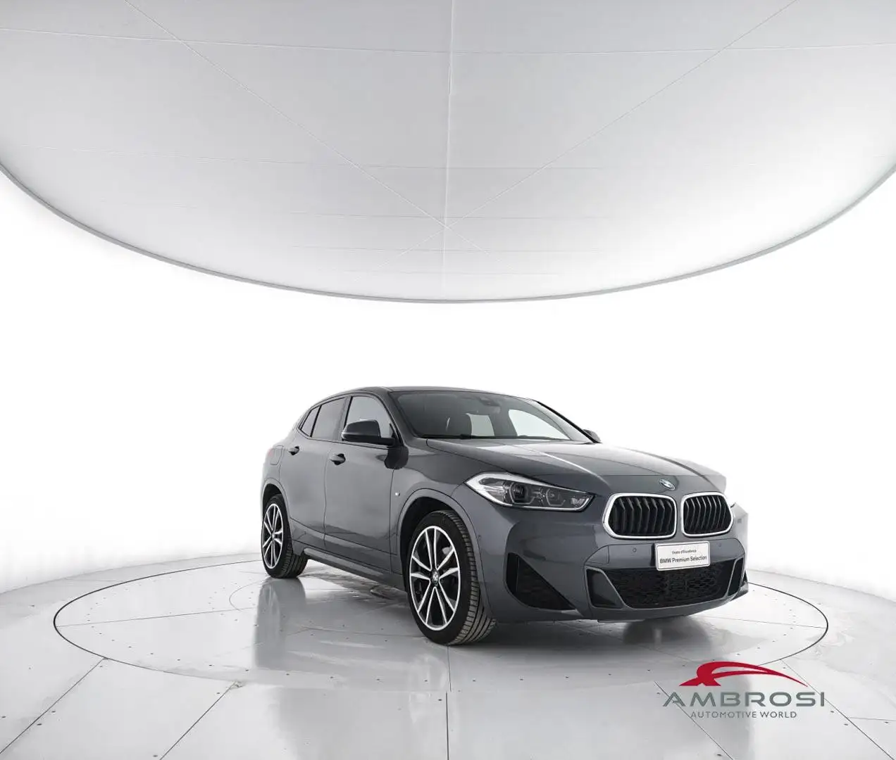 BMW X2 sDrive18d Msport Auto Grijs - 2
