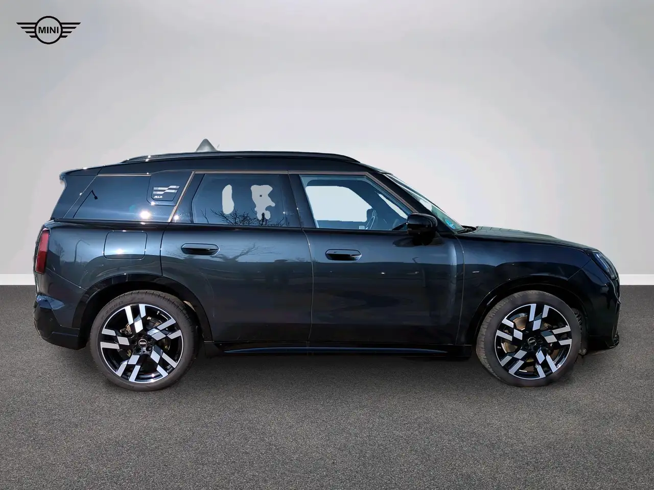 MINI Countryman S All4 John Cooper Works Trim 3