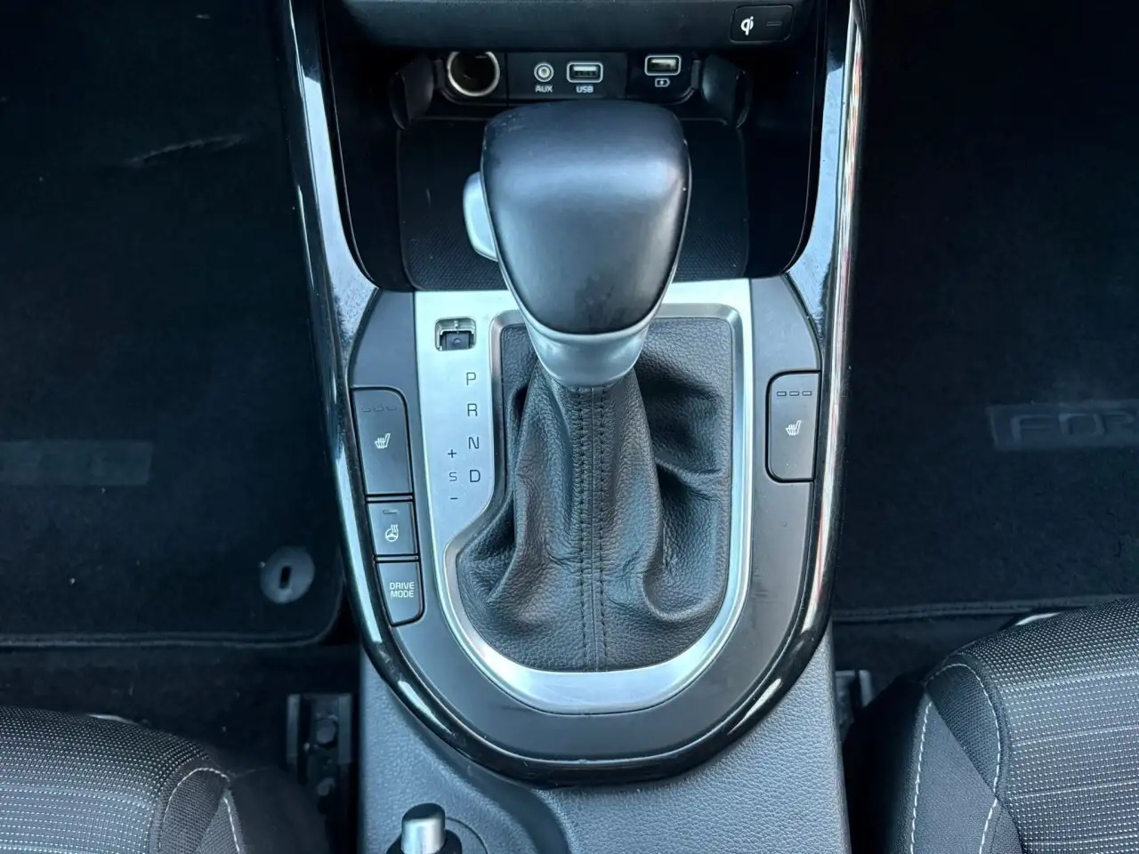 Kia Forte снимка Kia Forte