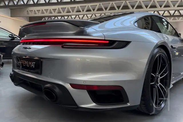 Porsche 992 911 turbo Coupe Ansicht 3