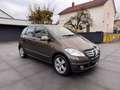 Mercedes-Benz A 180 **KLIMA/TEILLEDER/AHK/TÜV 12-2027** Braun - thumbnail 2